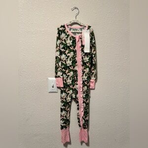 Laree & Co Bamboo Floral w/ Convertible Footies